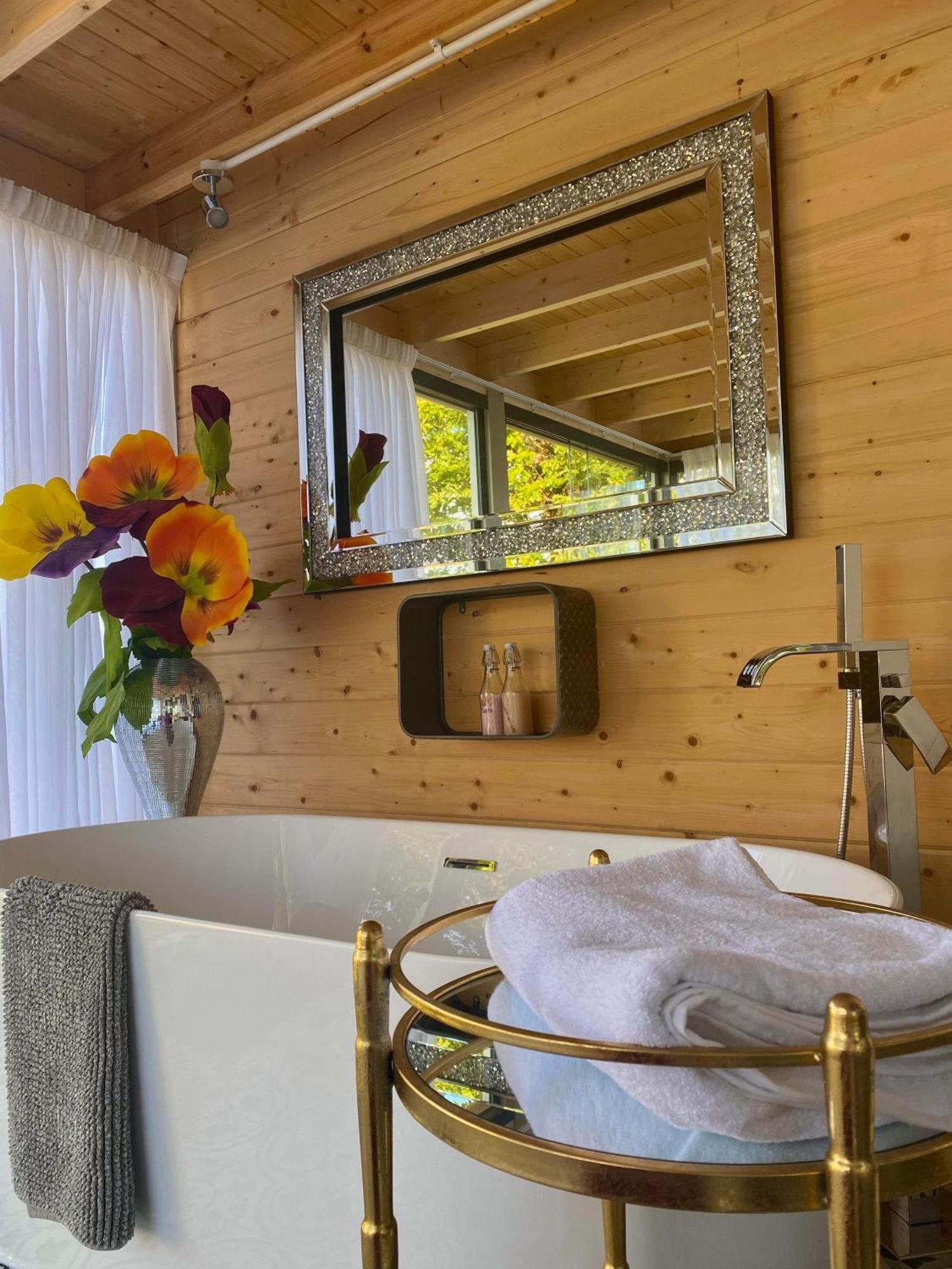 Dunroamin Lodges Драймен Номер фото
